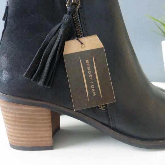 Crevo Autumn Black Ankle Boots Tan Heel - Picture 3 of 12